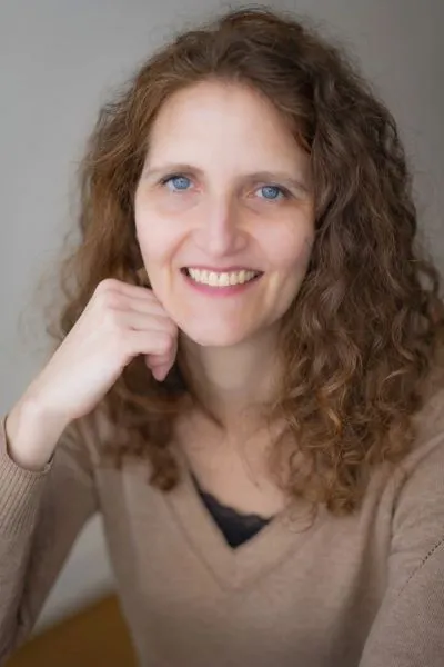 Stéphanie Mousset kinésiologue Paris 11 portrait